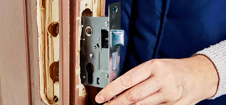 Garage Door Lock Replacement Bella Vista